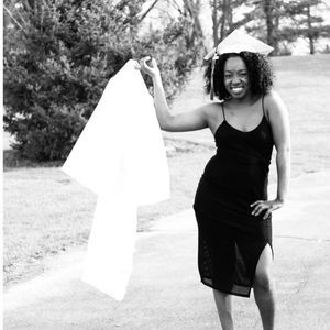 Meet your Posher, Antanika